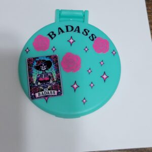 Green Compact Mirror with Skull