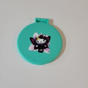 Green Compact Mirror with HK