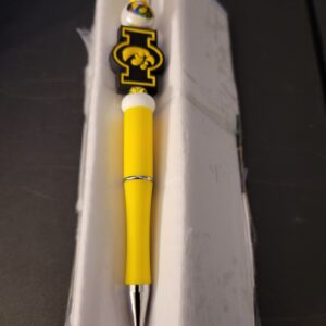 Black and White Hawkeye Pen